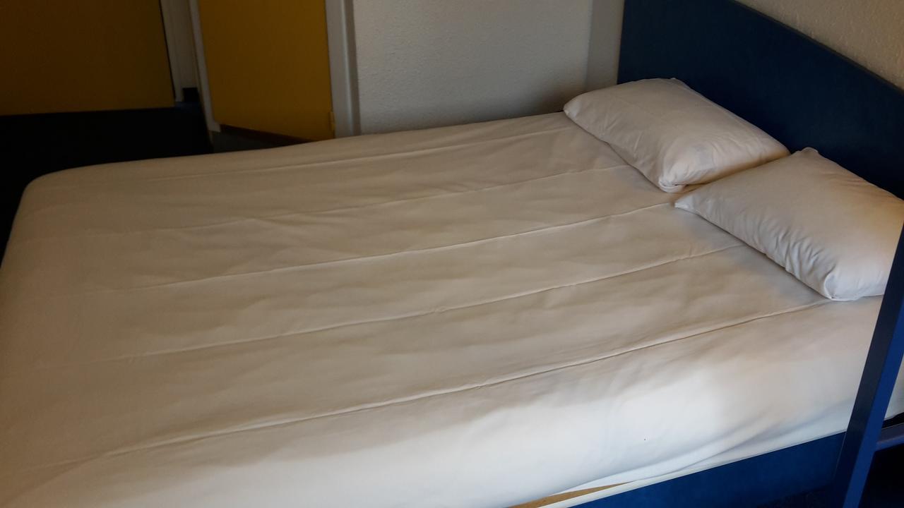 Ibis Budget Lille Lesquin Aeroport Camera foto